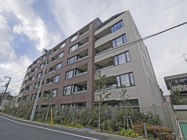 ジオ等々力のエントランス・共用部