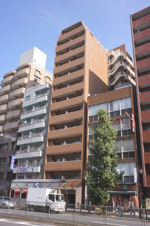 アヴァンツァーレ文京本駒込の外観写真 - 文京区本駒込6丁目24番4号