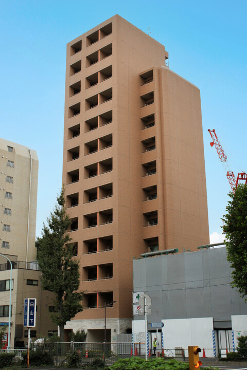 サンテミリオン白山の外観写真 - 文京区白山2丁目30番3号