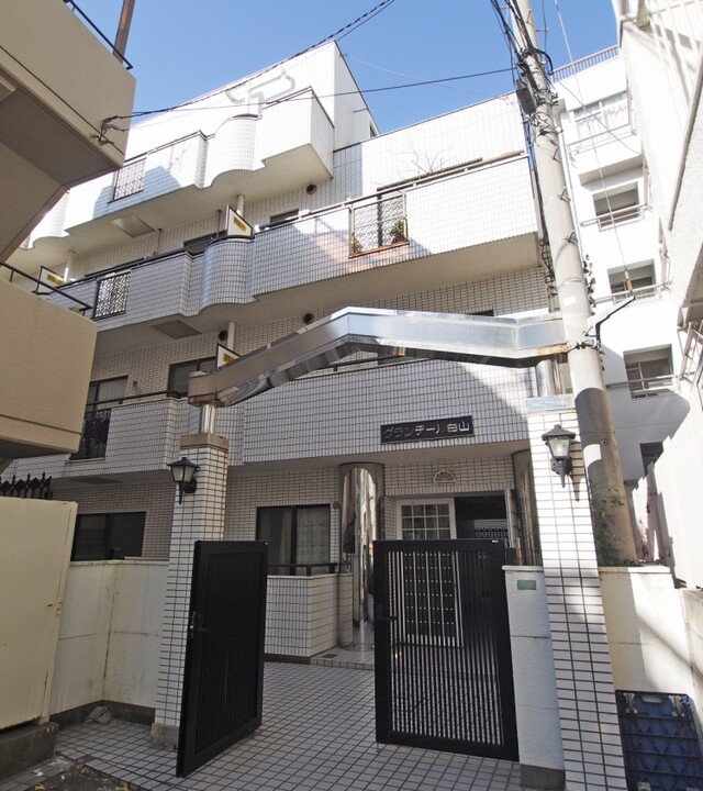 グランデール白山のエントランス・共用部