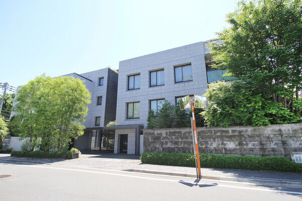 グランドメゾン松濤の外観写真 - 渋谷区神山町20番46号