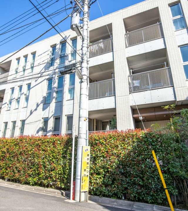 オープンレジデンシア目白台ヒルトップのエントランス・共用部