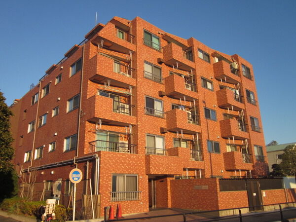 シャンボール上野毛のエントランス・共用部