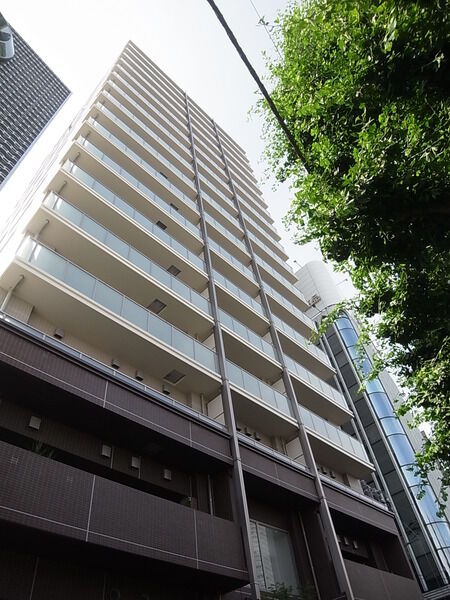 ウェリス六本木の外観写真 - 港区六本木3丁目18番2号