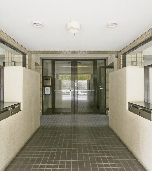 イースタンホームズ南平台の写真 8枚目