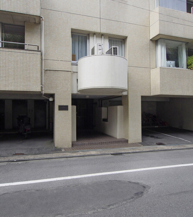 イースタンホームズ南平台の写真 9枚目