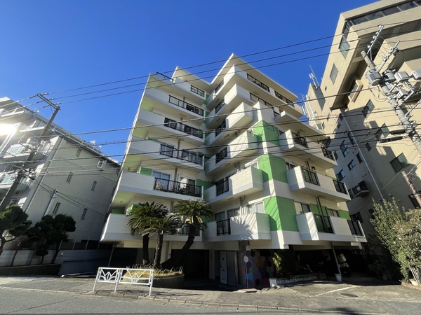 代々木ホームガーデンの外観写真 - 東京都心の高級マンション