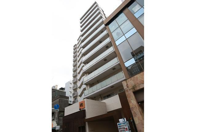 クオリア恵比寿パークフロントの外観写真 - 渋谷区広尾1丁目15番3号