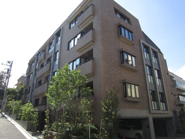 パークナード南麻布の外観写真 - 港区南麻布1丁目26番10号