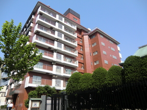 ハイツ魚籃坂の外観写真 - 港区三田4丁目7番32号