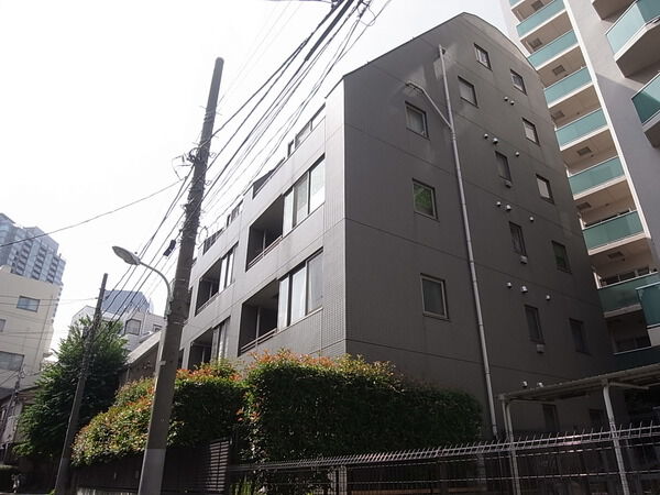 ソフィア東六本木のエントランス・共用部