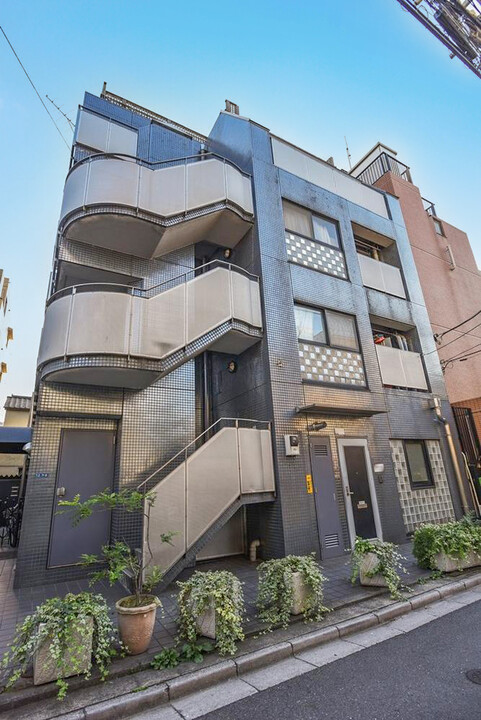 カーサ白金の外観写真 - 港区白金3丁目7番2号