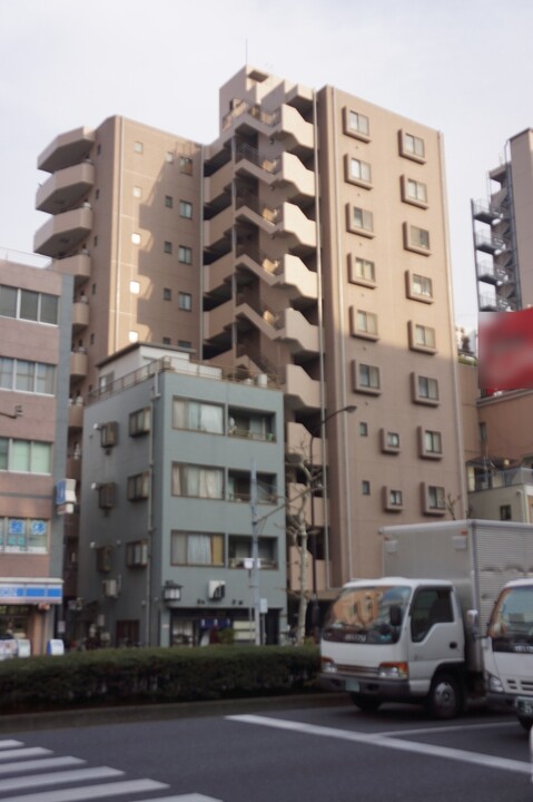 プレジール本郷ステーションプラザの外観写真 - 文京区本郷4丁目17番8号