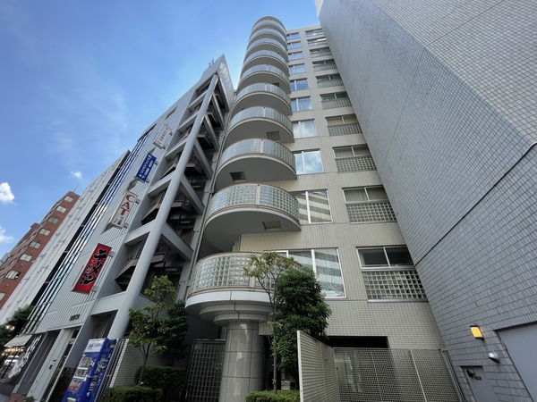 アクシア代々木の外観写真 - 渋谷区代々木1丁目58番5号