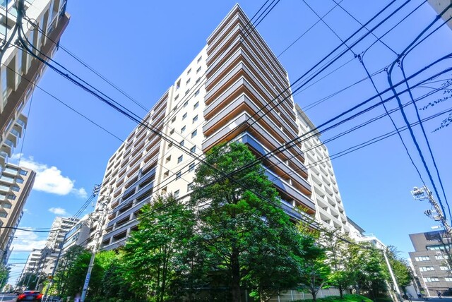 ザ・パークハウス本郷の外観写真 - 文京区本郷1丁目28番5号