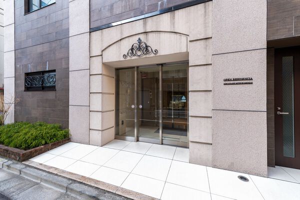 オープンレジデンシア日本橋三越前の外観写真 - 中央区日本橋本町1丁目7番11号