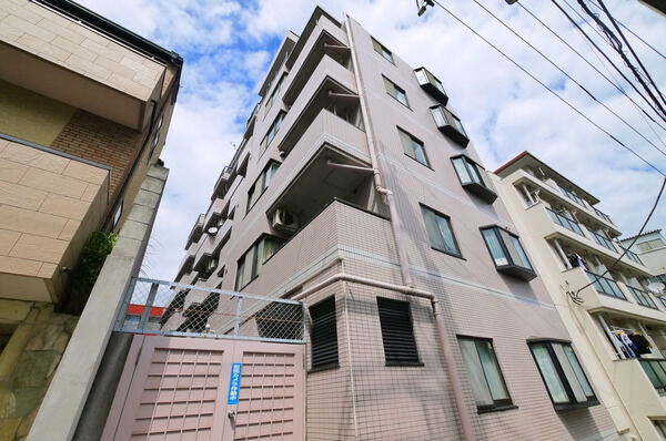 藤和シティコープ新大塚の外観写真 - 文京区大塚5丁目30番11号