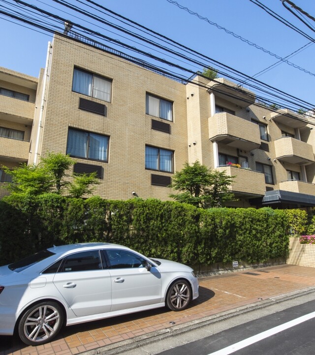 イースタンホームズ六本木のエントランス・共用部