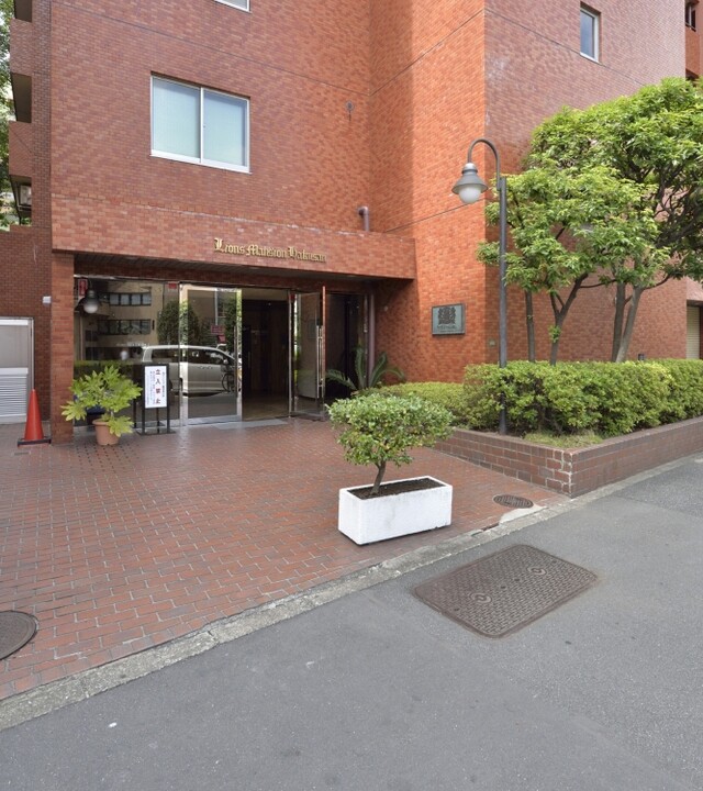 ライオンズマンション白山の写真 10枚目