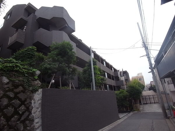 サンアリーナ文京小石川の外観写真 - 文京区小石川3丁目13番10号