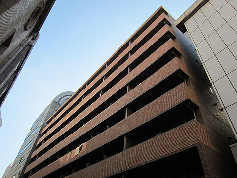 トーシンフェニックス日本橋兜町弐番館の外観写真 - 中央区日本橋兜町3番9号