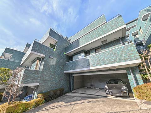 グランエクレール岡本Ｆ棟の外観写真 - 世田谷区岡本3丁目25番3号