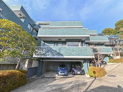 グランエクレール岡本Ｆ棟のエントランス・共用部