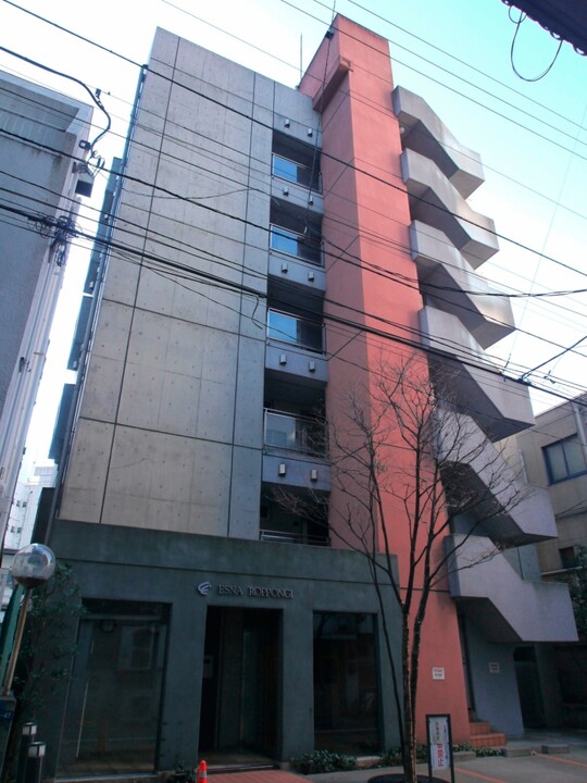 エスナ六本木の外観写真 - 港区西麻布3丁目2番47号