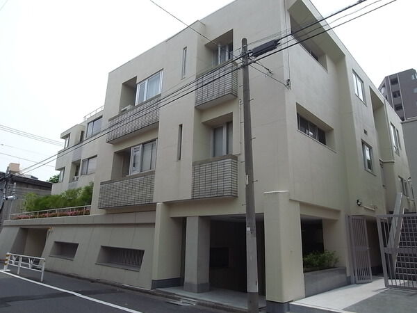 陽輪台松濤の外観写真 - 渋谷区松濤2丁目8番3号