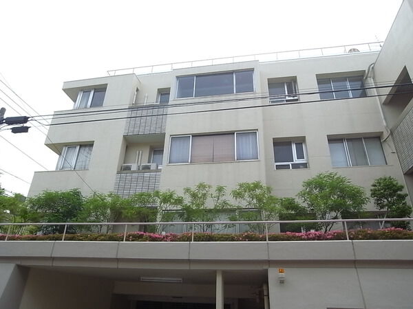 陽輪台松濤のエントランス・共用部