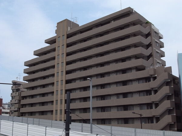 コスモ参宮橋パークビューの外観写真 - 東京都心の高級マンション