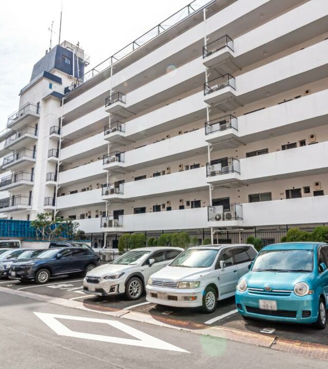 秀和代々木レジデンスの外観写真 - 渋谷区代々木2丁目37番15号