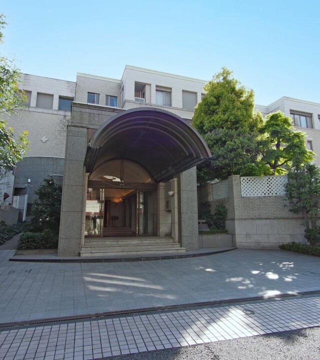 南青山高樹町パークマンションの写真 4枚目