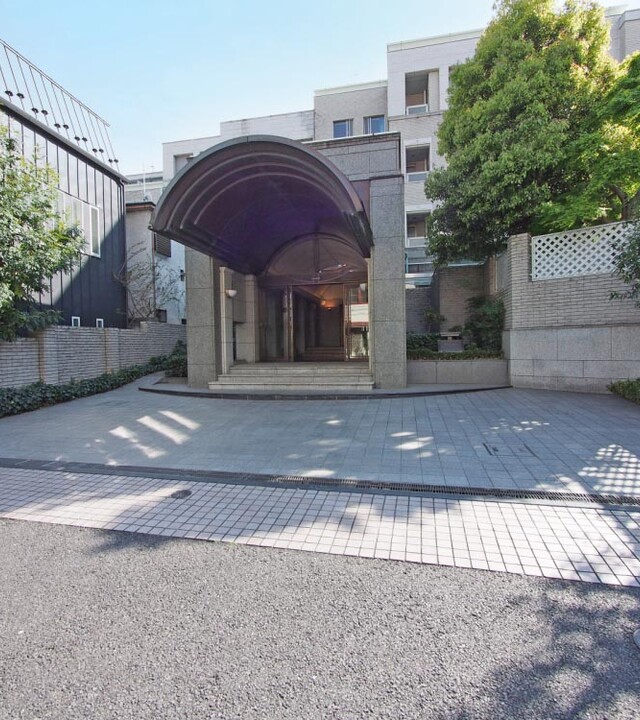 南青山高樹町パークマンションの写真 11枚目