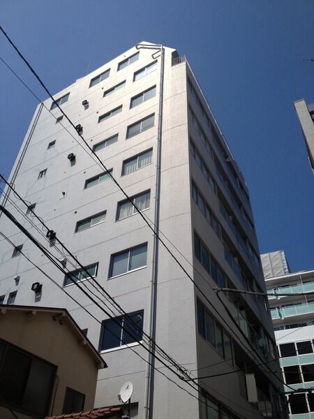 メゾン青南の外観写真 - 港区南青山5丁目16番3号