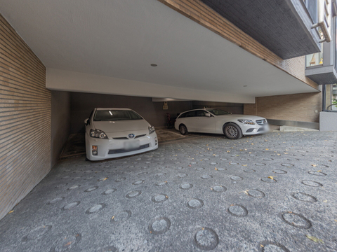 南麻布ロイヤルハイツの写真 18枚目