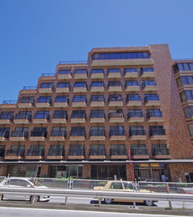 六本木シローマンションの写真 3枚目