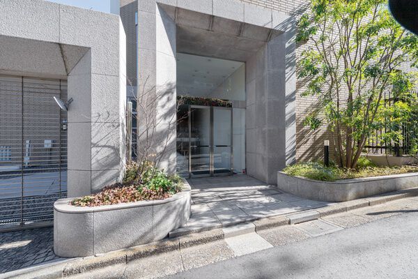 代々木ハウスの外観写真 - 渋谷区代々木5丁目32番7号