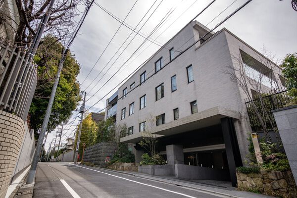 グランドメゾン上原コートの外観写真 - 渋谷区上原2丁目1177番130号