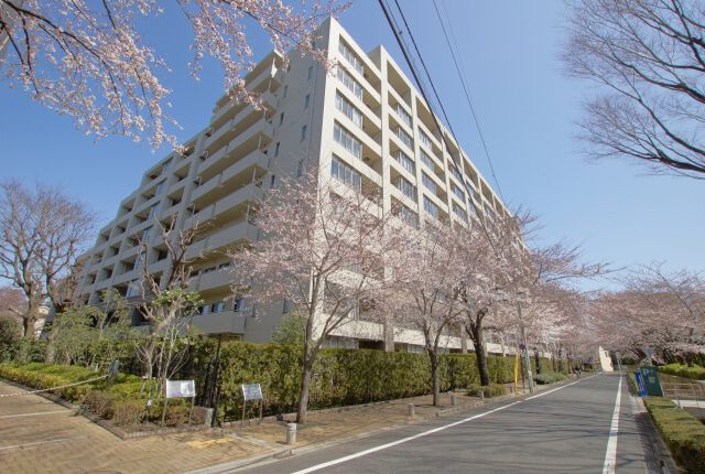 ガーデンコート成城の外観写真 - 世田谷区成城8丁目23番21号