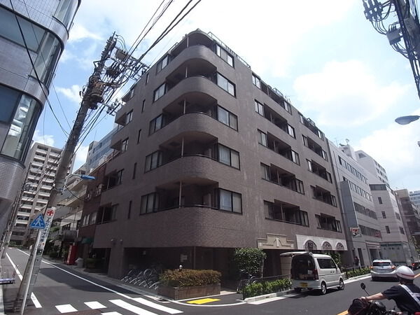 アビテ本郷の外観写真 - 文京区本郷3丁目23番3号