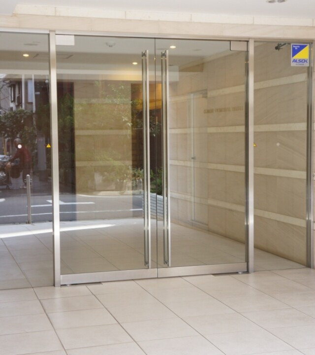 ラグジュアリーアパートメント本郷の写真 7枚目