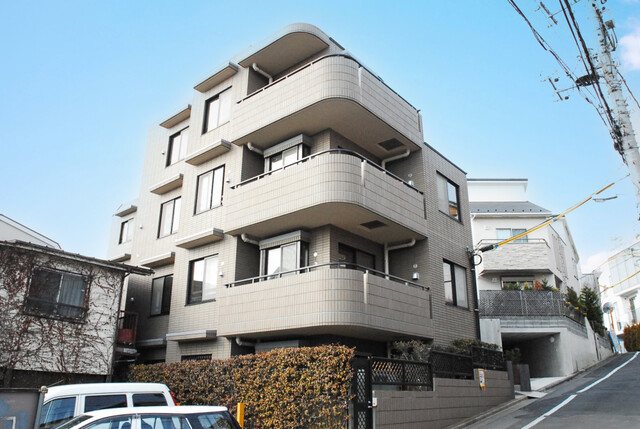 コスモ自由が丘の外観写真 - 世田谷区等々力6丁目1番35号