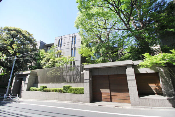 グランツオーベル南平台の外観写真 - 渋谷区南平台町9番20号