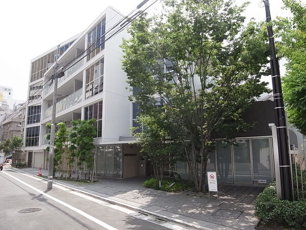 ブランズ六本木のエントランス・共用部