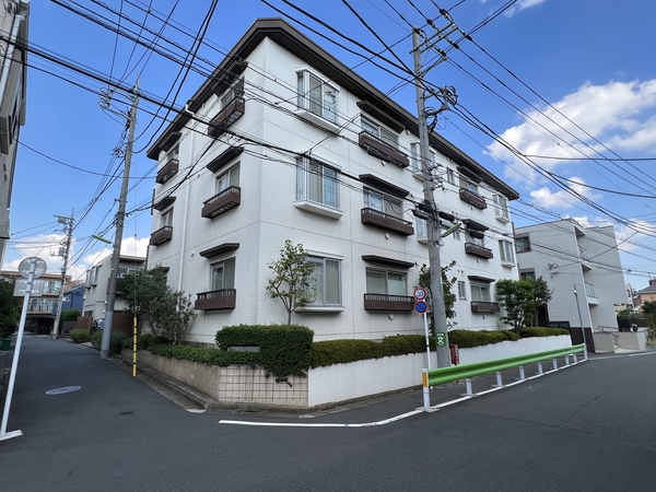 アライエ等々力のエントランス・共用部