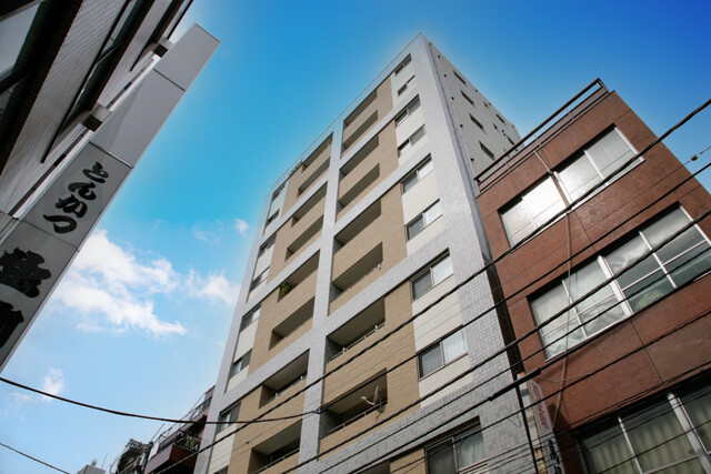 グリーンパーク日本橋三越前アペゼの外観写真 - 中央区日本橋小舟町7番12号