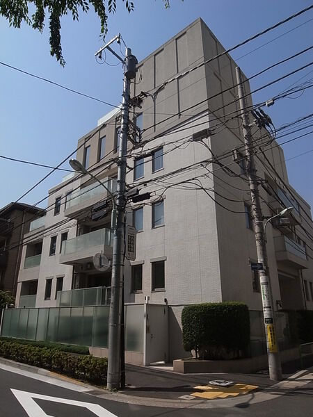 ヴェルス西麻布 外観（2025年撮影）