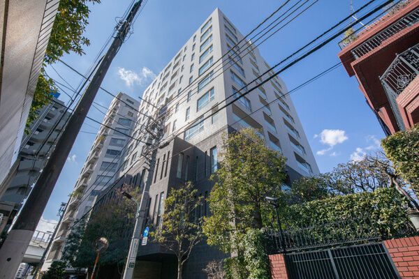 南青山パークハウスのエントランス・共用部