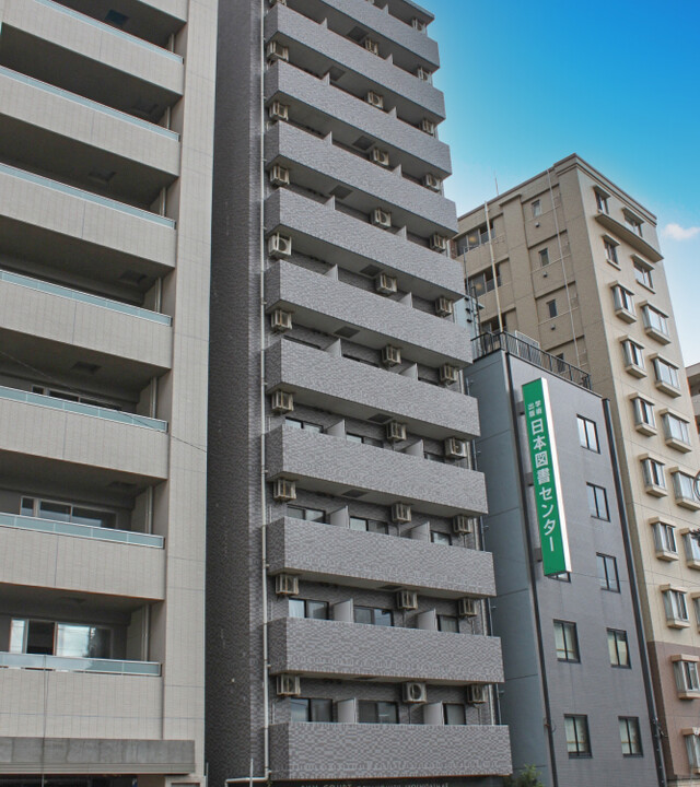 スカイコートお茶の水女子大前のエントランス・共用部